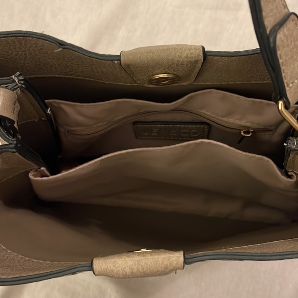 Purse - Picture 3 of 10